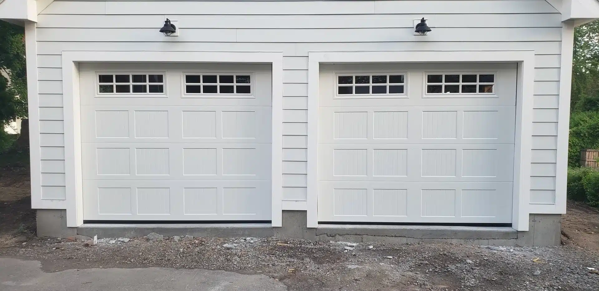 Residential garage doors
