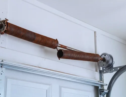 The Most Common Garage Door Problems Homeowners in Rhode Island Experience Throughout the Year